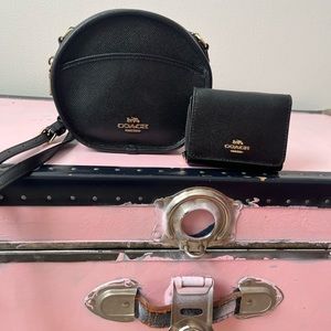 Coach canteen purse and wallet set